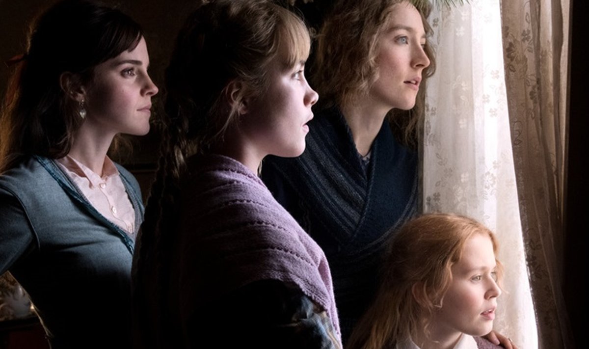 Neli õde: esiplaanil Amy (Florence Pugh), Meg (Emma Watson), Jo (Saoirse Ronan) ja väike Beth (Eliza Scanlen).