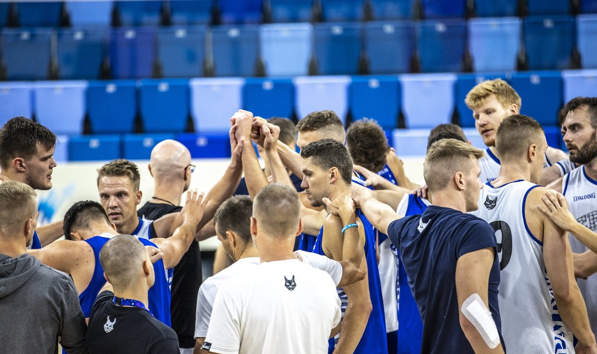 Eesti korvpallikoondis andis Milanos päev enne Itaaliaga peetavat EM-i avamängu vormile viimast lihvi.