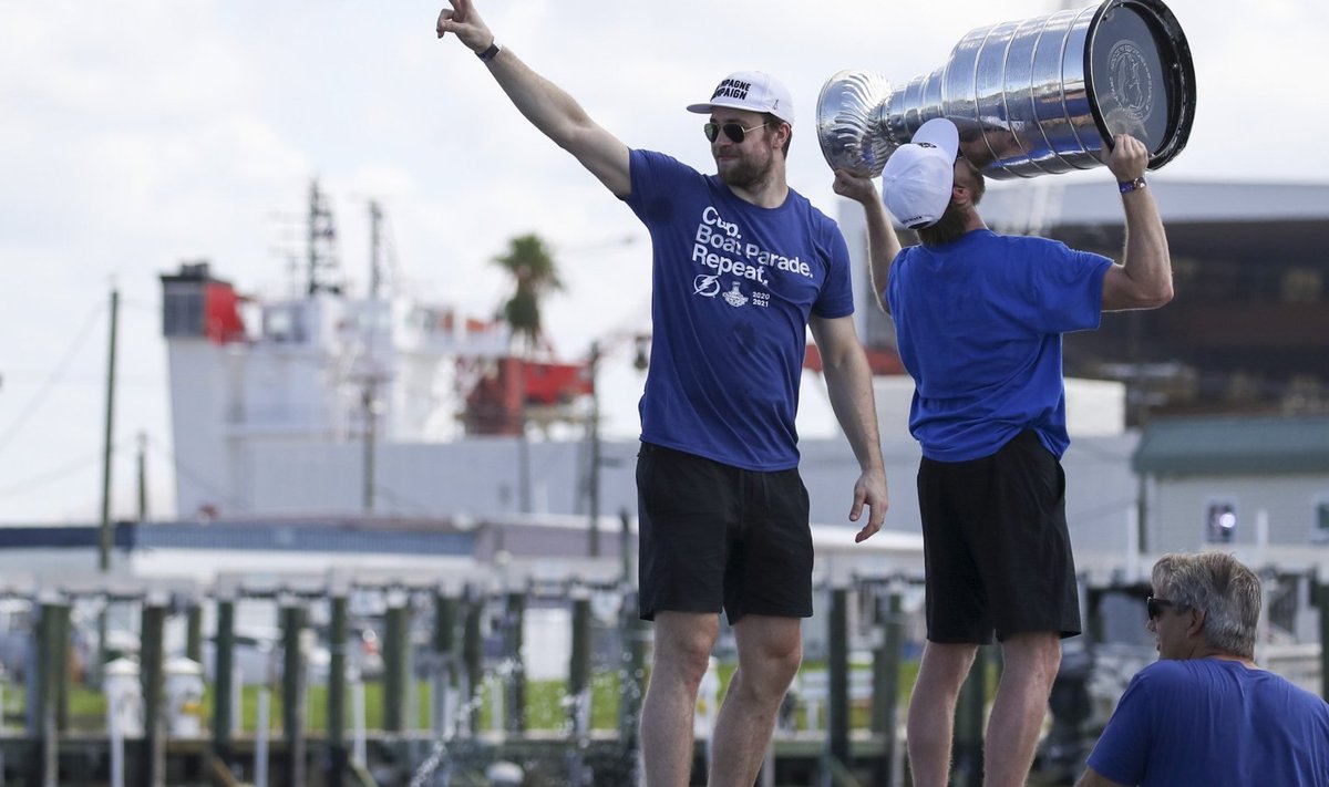 Tampa Bay mängijad Stanley karikaga
