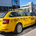Esimene traditsiooniline taksofirma hakkas kullerteenust pakkuma. "Saame ka isoleeritud Saaremaale pakke toimetada."
