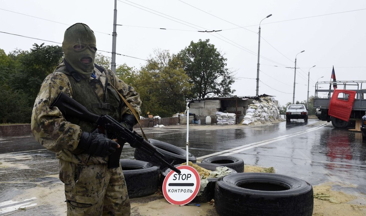 Eraldusmärkideta võitleja Donetskis
