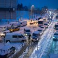 VIDEO | Istanbulis tekitas lumesadu täiskatastroofi: tuhanded inimesed jäid autodega teedele kinni