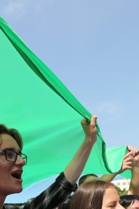 Meeleavaldajad kannavad Habarovski krai lippe