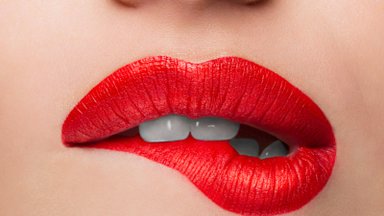 Soovid lopsakamaid huuli? Lihtne nipp, kuidas suurendada oma huuli ilma ilusüstideta