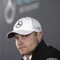Mercedese F1 meeskond vahetab juba hooaja keskel sõitjat?