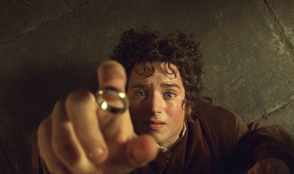 "Sõrmuste isand: Sõrmuse vennaskond" ("Lord of the Rings: The Fellowship of the Ring")
