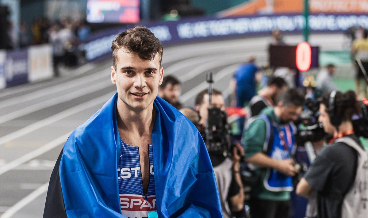 Risto Lillemetsa tähetund, Eesti lipp uhkelt õlgadel