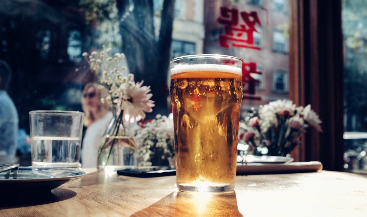 Õlle, eriti alkoholivaba õlle, joomine tõuseb suveperioodil. 