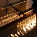 VIDEO: Kuidas valmivad klaaspurgid ja -pudelid 27 miljoni euroga moderniseeritud Järvakandi tehases