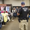 ВИДЕО | Иммиграционная служба США задержала почти 700 нелегальных мигрантов