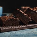 Tee advendi puhul browniet soolahelvestega 