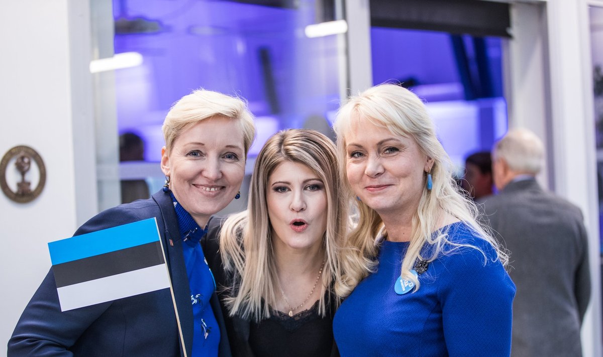 Isamaa volikogu kogunes Botaanikaaias