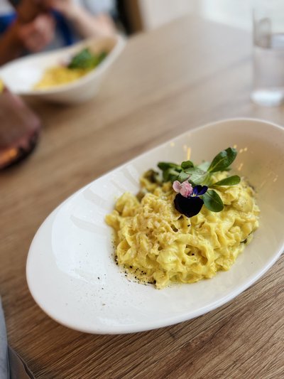 Saverna Buffik on tuntud oma imemaitsvate käsitööpastade poolest.