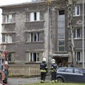 FOTOD | Tallinnas Telliskivi tänaval põles ühe korteri lagi