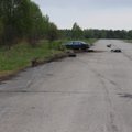 Audi klubi: Kiltsi surmaõnnetuse võis põhjustada lagunenud tee ohtlikku kohta märkinud rehv