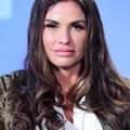 Jääbki jalgadest ilma? Põrguvaludes Katie Price toimetati haiglasse