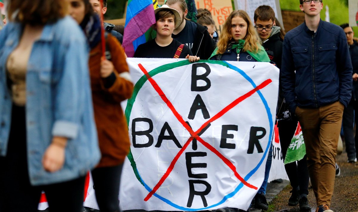 Saksa protestijad aprillis enne Bayeri aktsionäride kohtumist Bonnis