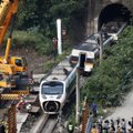 Taiwanis mäenõlvalt alla libisenud veoki juht kahetseb sügavalt 50 hukkunuga rongiõnnetuse põhjustamist