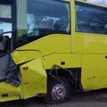 ФОТО и ВИДЕО | В Литве автобус с эстонскими туристами попал в аварию