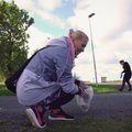 VIDEO: Pered puhastasid Maailmakoristuspäeval Haapsalu mereäärt konidest