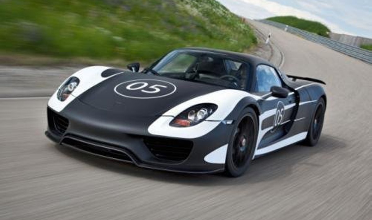Porsche 918