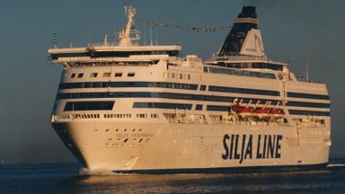 Tallinki laeval suri meeskonnaliige. Päästekopter ei saanud kehvade ilmastikuolude tõttu maanduda