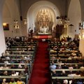 Rootsi noorte pidu läks käest ära: murti sisse kirikusse, mängiti orelit ja löödi kella