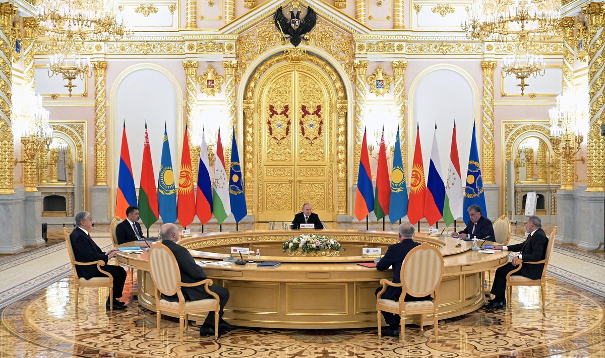 Kollektiivse julgeolekulepingu organisatsiooni tippkohtumine Moskvas.