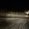 VIDEO: Öist adrenaliinirohket mootorsaanisafarit Põhja-Norras valgustavad rohekad virmalised