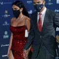 FOTOD | Sajandi parima jalgpalluri Cristiano Ronaldo naine armastab paljastavaid lõikeid ja kallihinnalisi brände