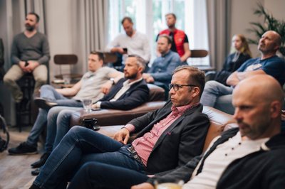 Esiplaanil ettevõtja Jaak Ennuste