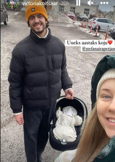 Stefan, Victoria ja pisike Maya.