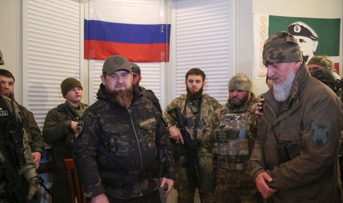 Ramzan Kadõrov on väidetavalt isiklikult Mariupolis, et tšetšeeni võitlejate moraali tõsta. 