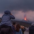 ВИДЕО | Небывалый туристический бум: вулкан на Канарах привлек тысячи путешественников