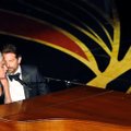 ARMUKOLMNURK | Kas Lady Gaga oligi põhjuseks, miks Bradley Cooperi kooselu purunes?
