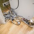 Жильцы обесточенного дома обвиняют Elektrilevi: после отключения электричества случилась повальная поломка техники