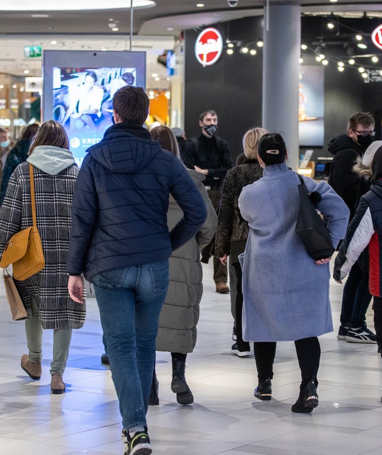 Eelmise aasta viimasel kolmel kuul hakkasid Eesti inimesed ostma kalleid kodu- ja elektroonikakaupu.