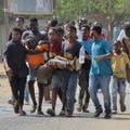 Sudaanis avas sõjavägi meeleavaldajate pihta tule, hukkunud on vähemalt kolm ja viga saanud kümneid inimesi