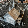 MAALEHT SIBERIS | Vaata, kuidas ehitada tavalisest köögifooliumist üles terve seto küla koos tarede, tsässona ja rahvaga