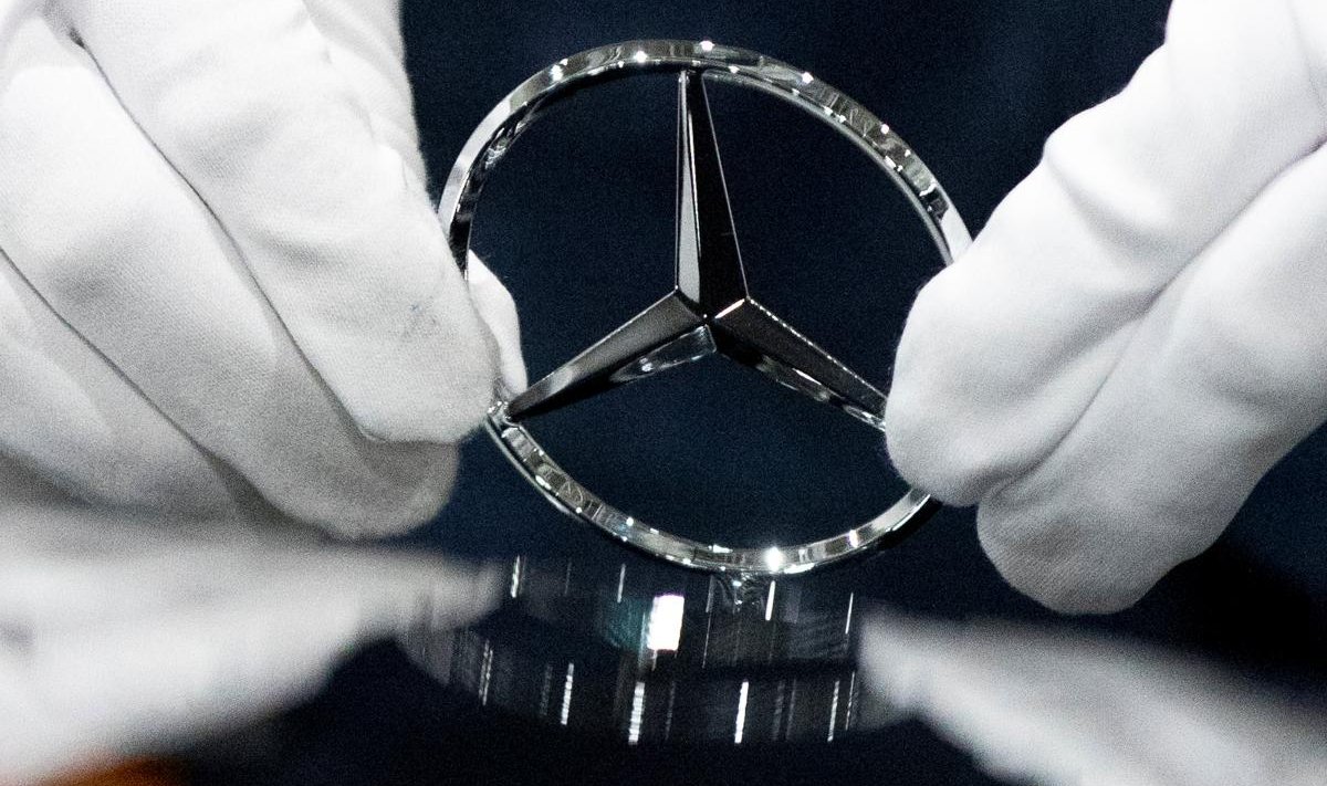 Mercedes-Benzi logo