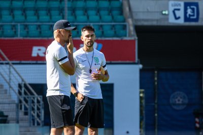 FC Flora abitreener Joel Indermitte ja peatreener Jürgen Henn said mänguplaani koostamisel olulist abi ka klubi spordidirektorilt Norbert Hurdalt, kes käis Belgradi Partizani viimast kohtumist staadionil vaatamas.