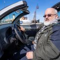 Näitleja Tarmo Männard keerab haruldase auto rooli: saan soodsa raha eest tunda lahtise sportauto mõnu