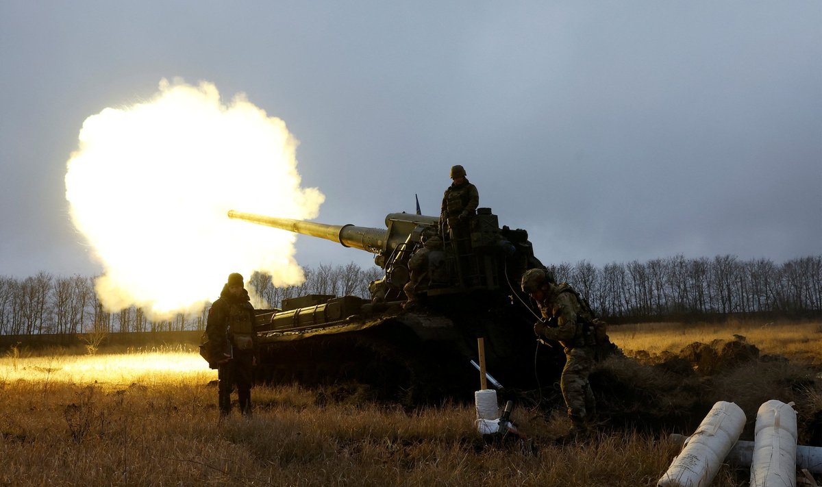 Ukraina kaitsjad annavad Bahmuti rindejoonel vastase pihta tuld