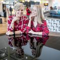 FOTOD JA VIDEO | Üllatus! Eesti Laulu poolfinalistid Eliis Pärna ja Gerli Padar esitasid Tallinna Lennujaamas oma võistluspala "Sky"