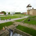 Narva Hermanni linnus leegitseb tülilõõmas