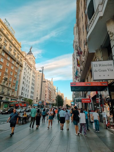 Madridi tänavad, mis eales ei maga
