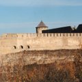 Готовимся к прекрасному зрелищу: Ивангородскую крепость подсветят полтысячи светодиодов