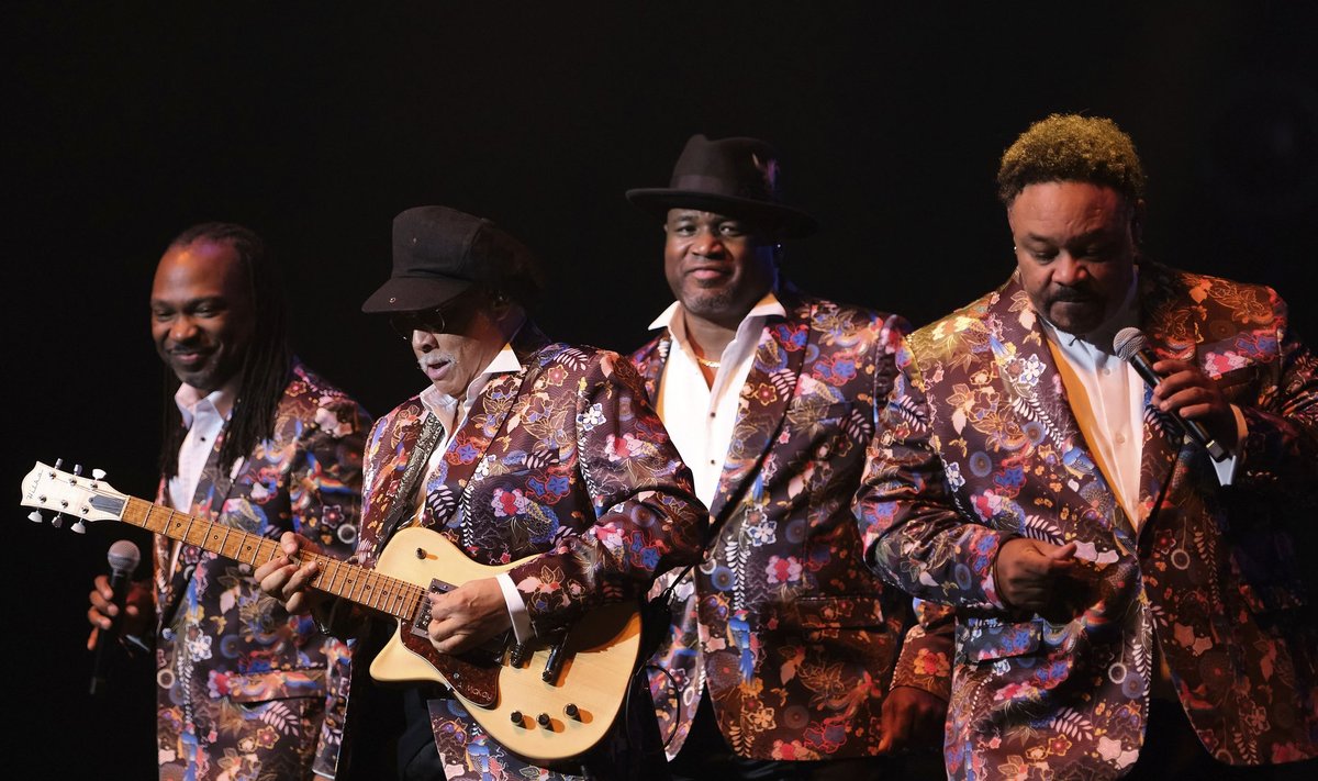 Earth, Wind & Fire