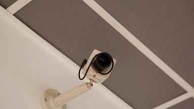 Следят ли за вами камеры в многоквартирных домах?