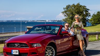 FOTO | Tähtreporter Eda-Liis Kann sai sünnipäevaks uhke auto: tulin maalt ja hoovis ootas mind punane kabriolett